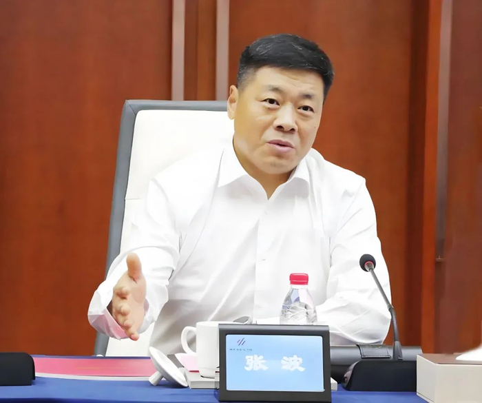 魏桥张波,天命就是越过父辈的山坡