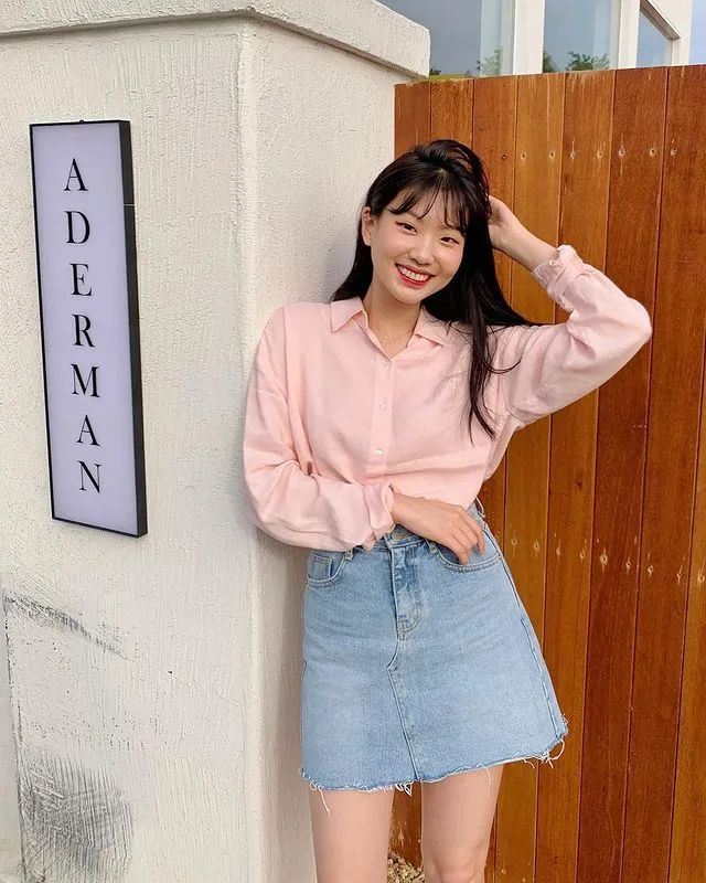 跟着这7位美炸ins的博主学穿搭,衣品提高10个度!