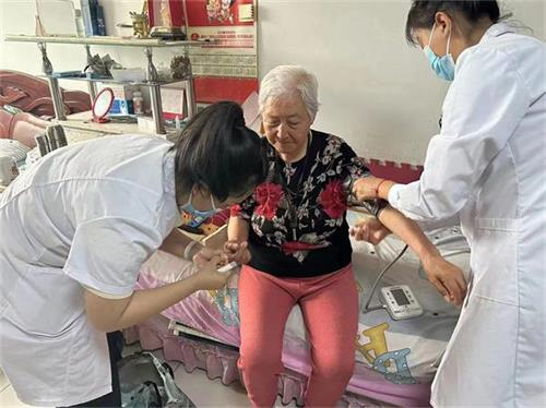 内蒙古乌兰浩特市"医共体"家庭医生暖心服务送上门__财经头条