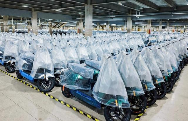 图：九号公司电动库房