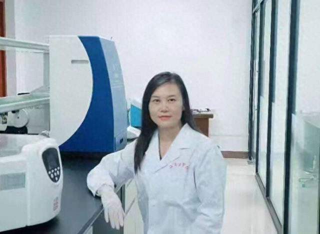 "2023年国家杰青获得者,海南医学院药学院院长王艳丽教授谈到.