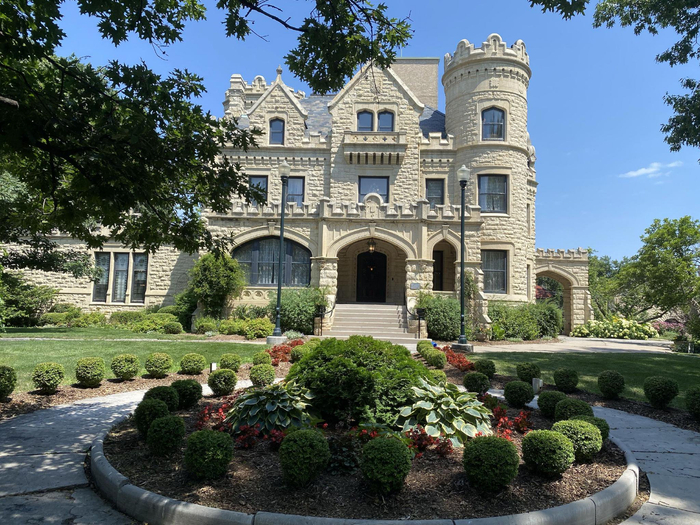 为什么仅40万人口的小城奥马哈,却汇聚了多位亿万富翁?