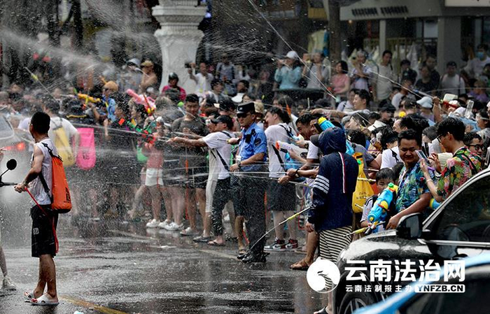 "今夜无人入眠" ——西双版纳泼水节安保勤务纪实