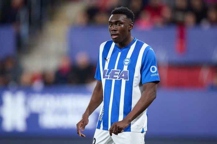 记者:除非收到接近1亿欧解约金,否则马竞不会出售奥莫罗迪翁