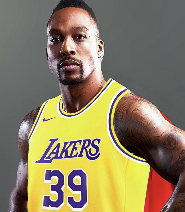 98霍华德再晒身穿湖人39号球衣照:我想给你们答案