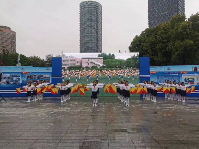 遇"舰"海军节,"和平方舟",淄博舰向上海市民开放