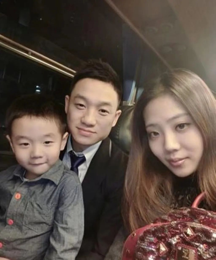 44岁著名奥运冠军,被曝生了3个"弱鸡娃",却意外缓解了无数人的焦虑