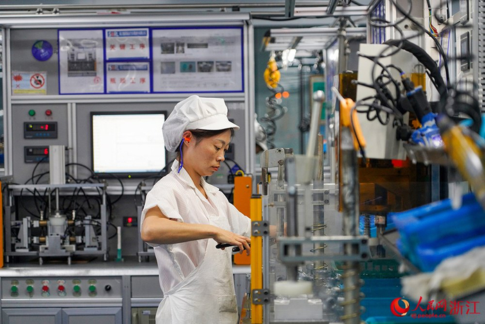 浙江瑞安:汽车零部件企业产销两旺