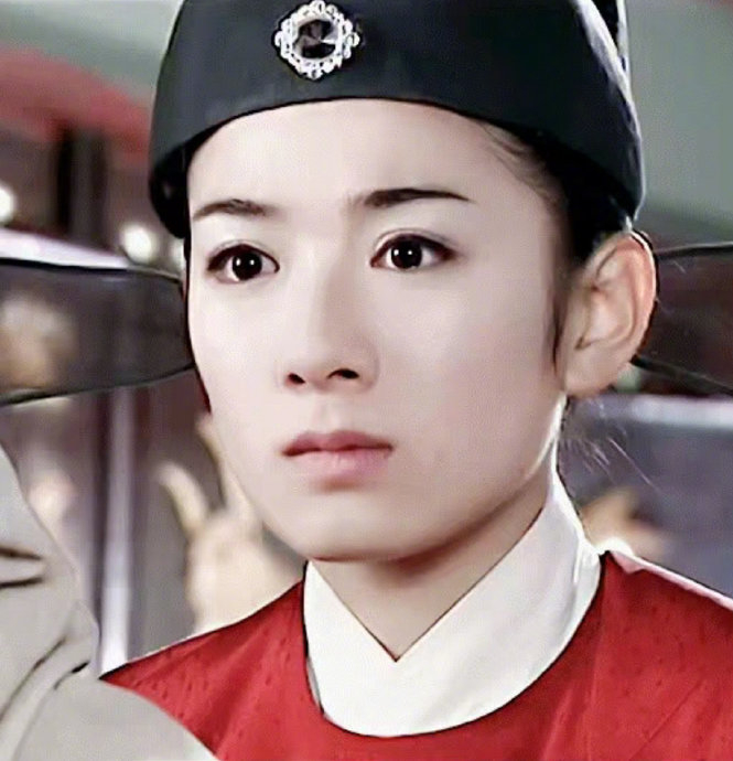 李冰冰的《再生缘》孟丽君 黄奕的《新女驸马》