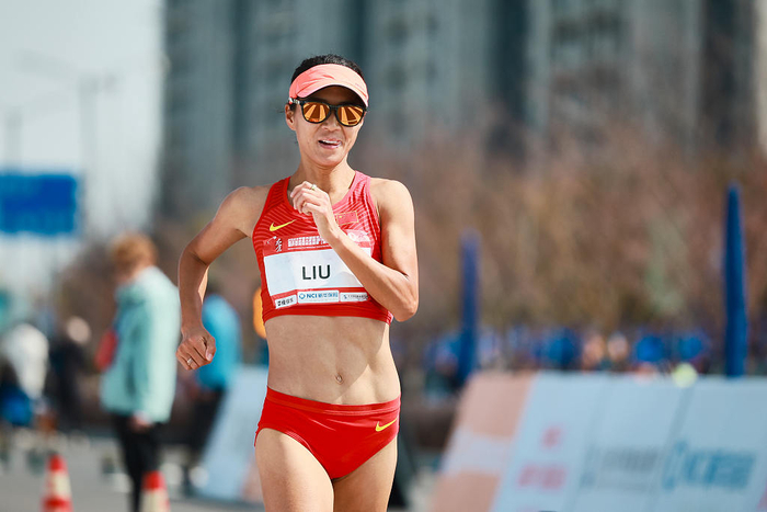 竞走老将刘虹。