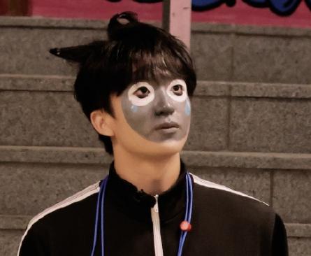 不过半年，它从神综变尬综