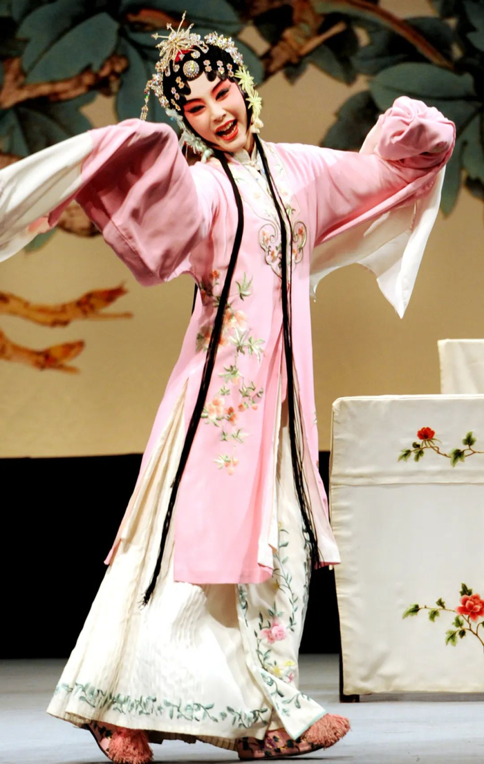 《牡丹亭・惊梦》