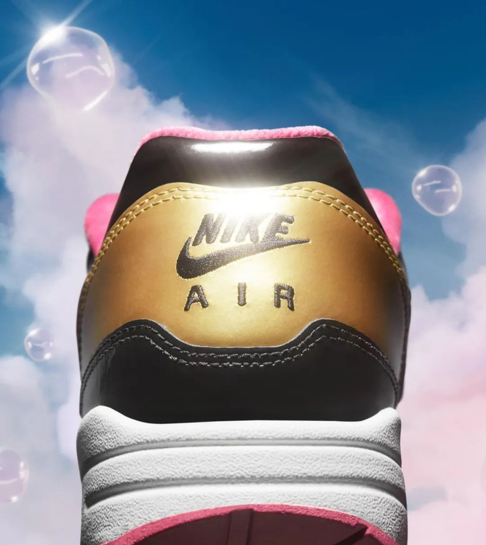 「周杰伦 x nike」启动发售,上海线下抽签了.