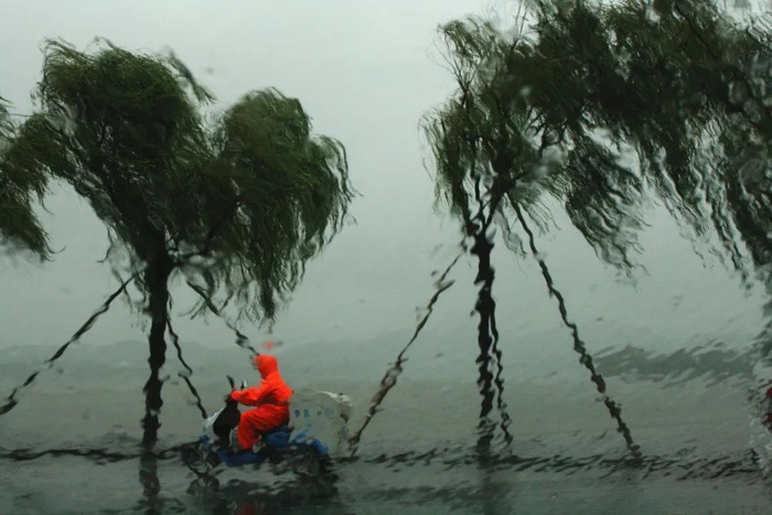 摄影/夜班工人丙