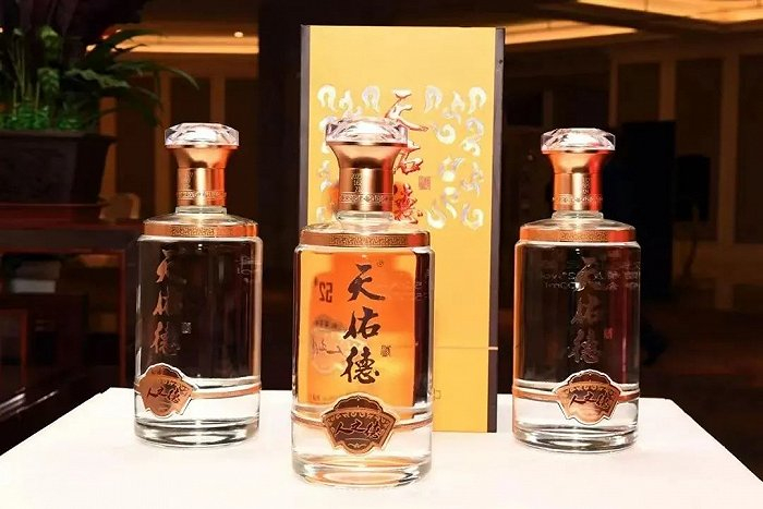 图 / 天佑德青稞酒官微
