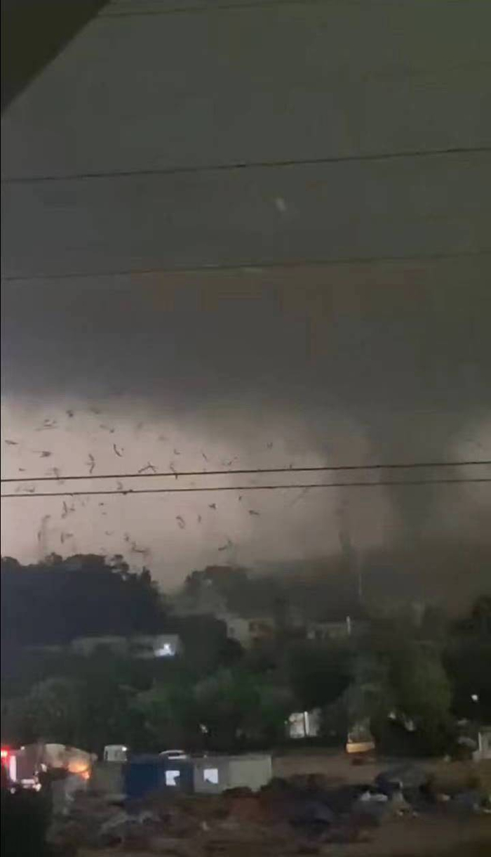 受访者供图据中国气象局龙卷风重点开放实验