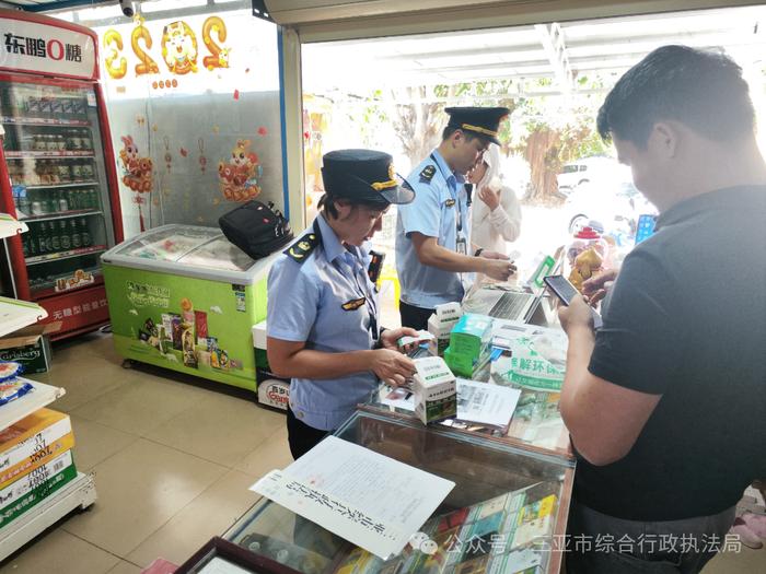 全国已有多地小店被查
，风油精和创可贴不能随意售卖