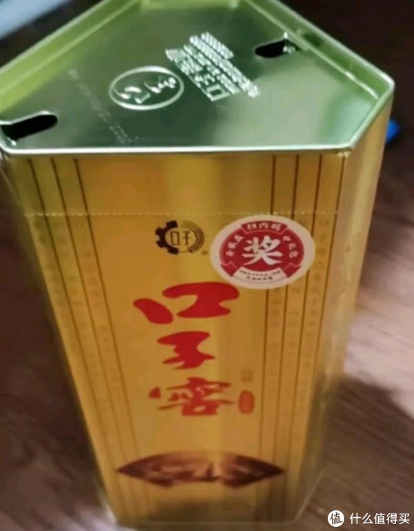 以口子客独特的"高温润料堆积"为例,这是口子酒业经过大量实践和犯创