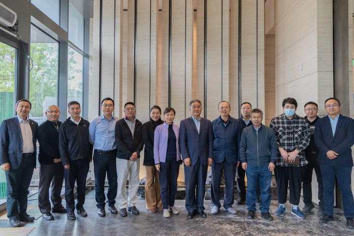 编辑 李铮校对 柳宝庆图片 资料图片