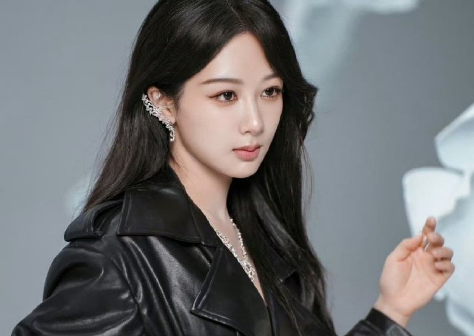 好漂亮|杨紫_新浪新闻