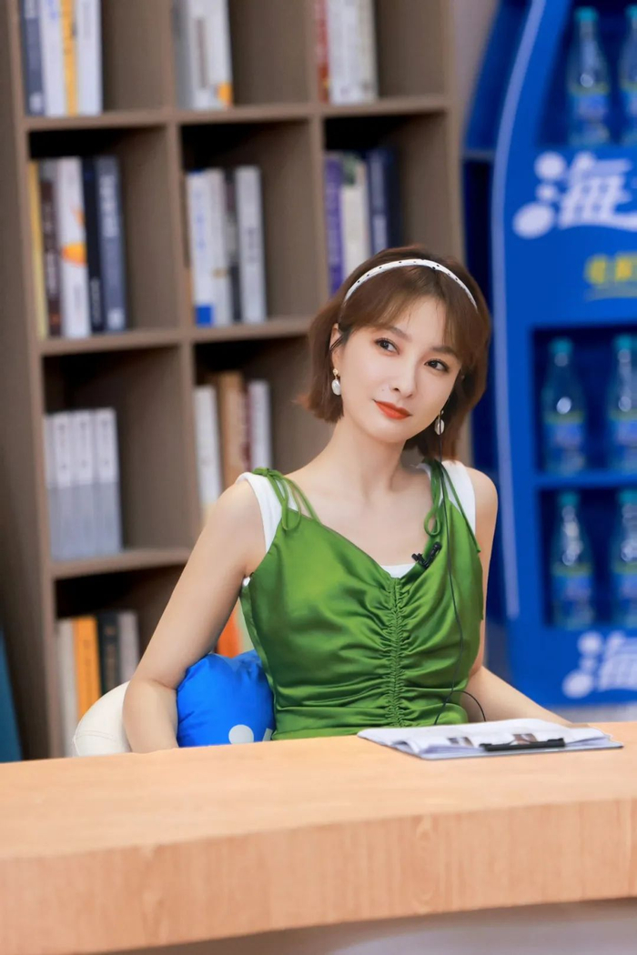 吴昕的变美思路——"发型对了,全都对了"