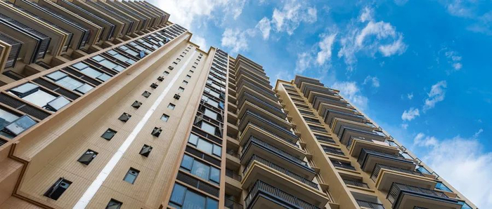 成都校园法治微课堂|文明举止,不从高楼扔东西