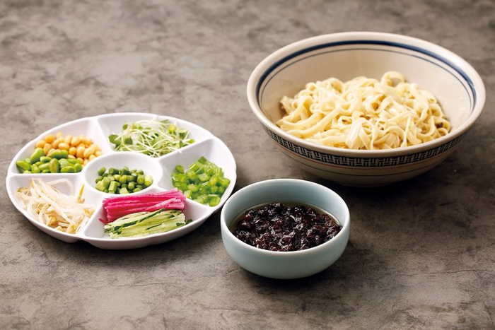 老北京炸酱面。 图/IC photo