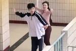 [流言板]拉塞尔助攻克拉克斯顿空切完成暴扣，篮网领先9分打停绿军