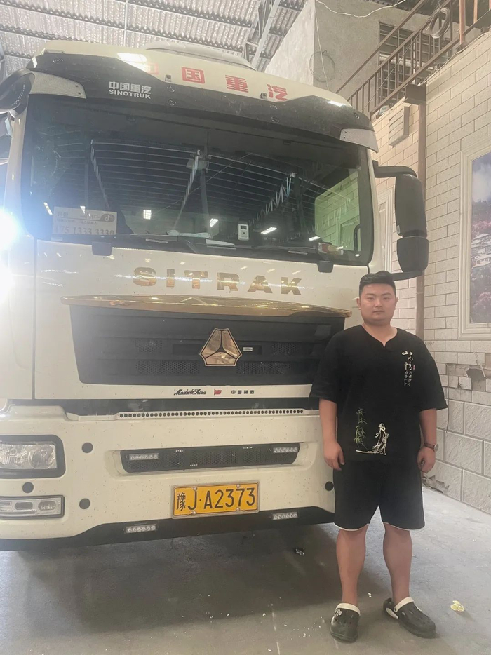 拦车救人的濮阳大哥，原来是一名退役军人！-濮阳悬赏通告