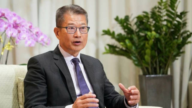 陈茂波本港经济保持增长势头资产市场气氛改善香港财政司司长陈茂波5