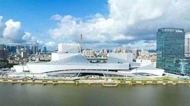 白鹅潭大湾区艺术中心全貌。主办方供图