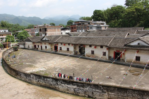 保护传承 文旅相融——走访八步区莲塘镇仁冲村见闻