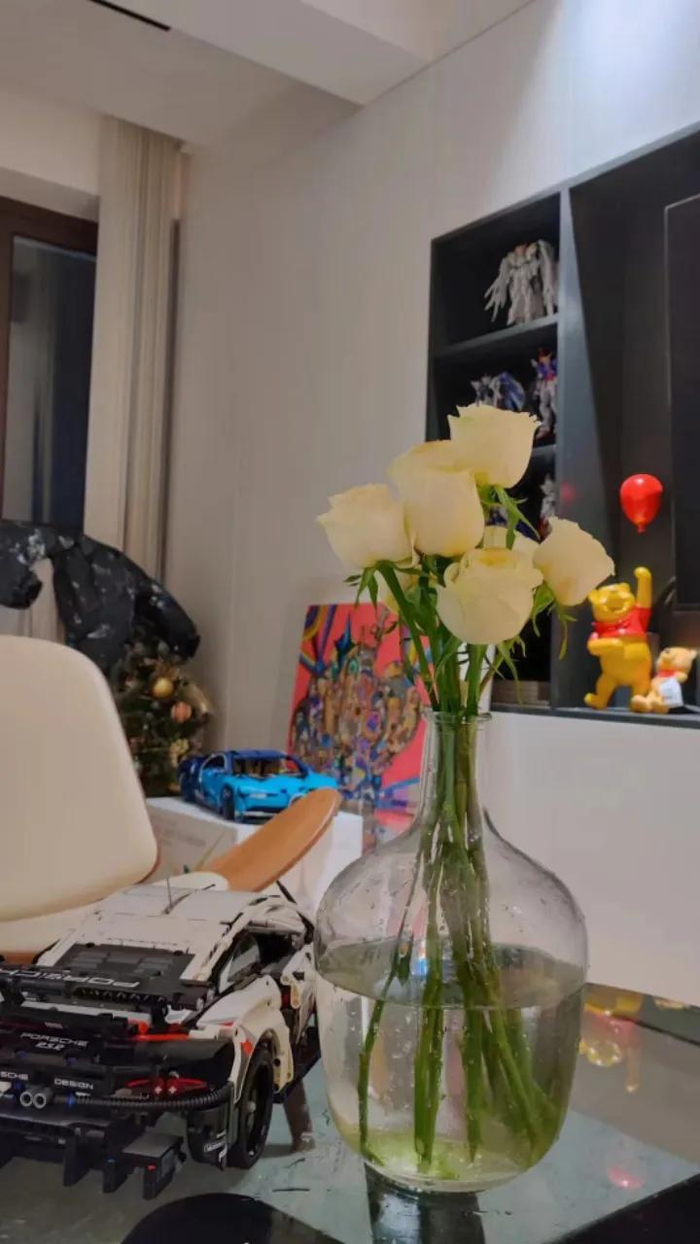 家的一角，虽然压力很大，但回家觉得很幸福，图片由受访者提供