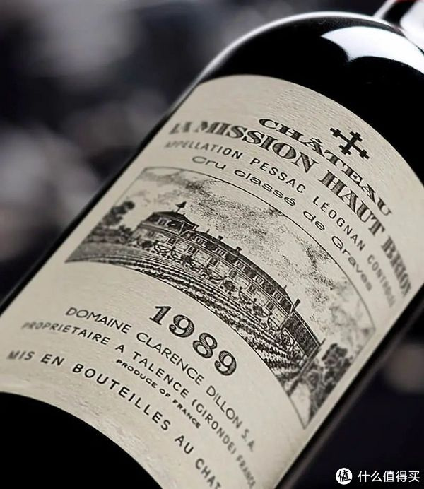 旧世界产区,以法国为例,酒庄装瓶通常会在酒标上出现mis en bouteille