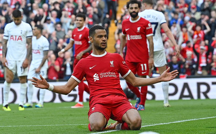 加克波扩大比分。