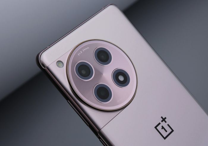 上市四个月后降至2975元,16gb 1tb,5500ma 满血旗舰芯片