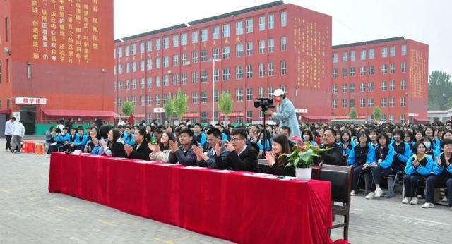 邯郸魏县第三中学举办迎"五四"励志演讲比赛