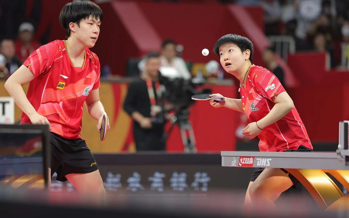 王楚钦/孙颖莎拿到巴黎奥运会乒乓球混双项目参赛席位。  WTT世界乒联供图