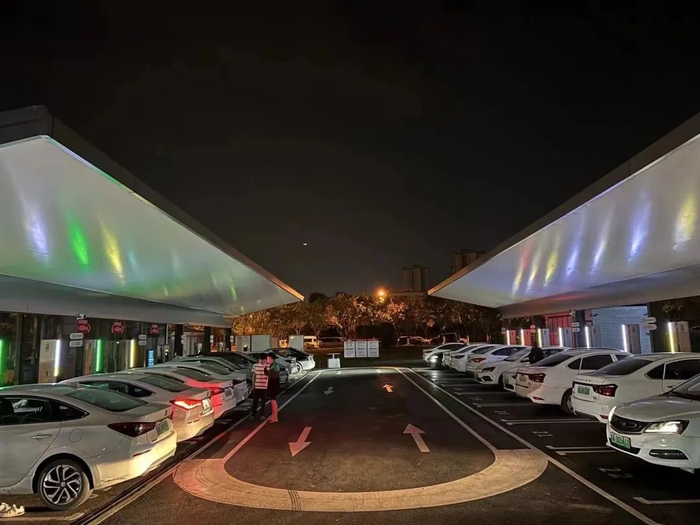 重庆已建成的超充站 市经济信息委供图