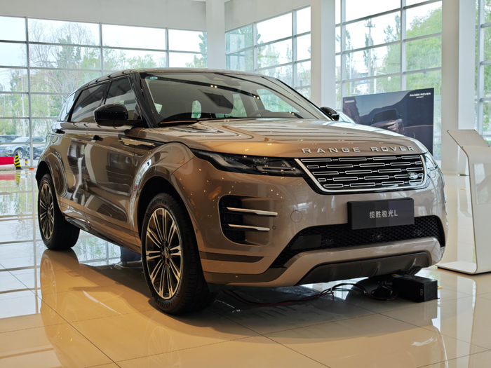 中年男人最爱的路虎只要20多万了|利息|揽胜极光|路虎揽胜_新浪新闻