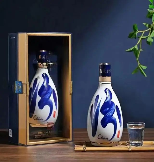 袁清茂掌舵汾酒两年,交出300亿成绩单