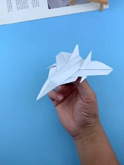 简单几步制作超炫酷的战斗纸飞机,你学会了吗?