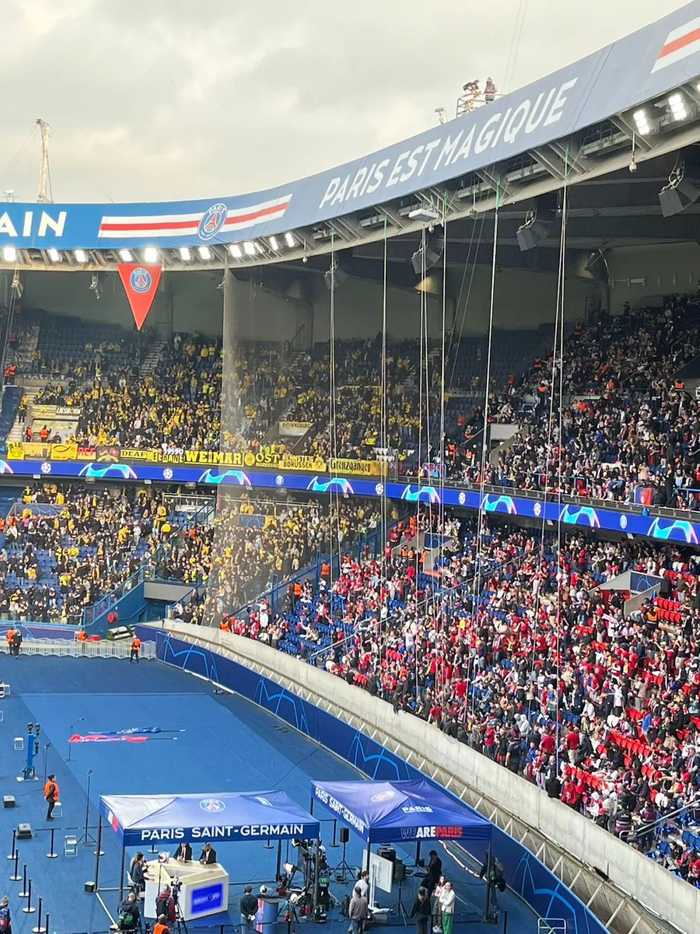 在王子公园,看巴黎被多特蒙德淘汰