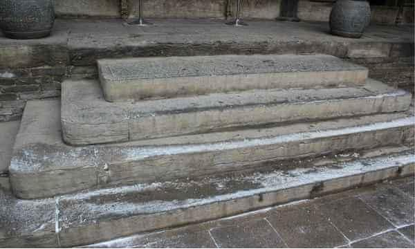 你家的台阶为什么都是单数的