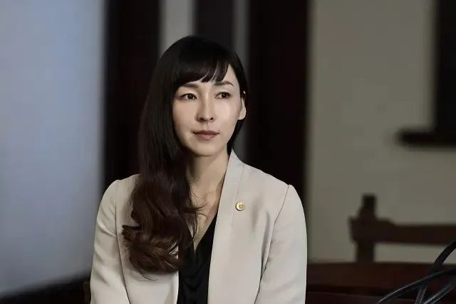 她都出道29年了!这是吃了防腐剂吗