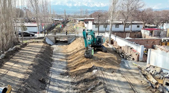 乌苏让"绿水"释放发展动能