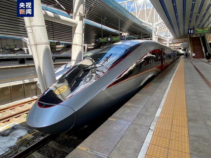 6月15日起,京广高铁武广段复兴号列车按时速350公里运行