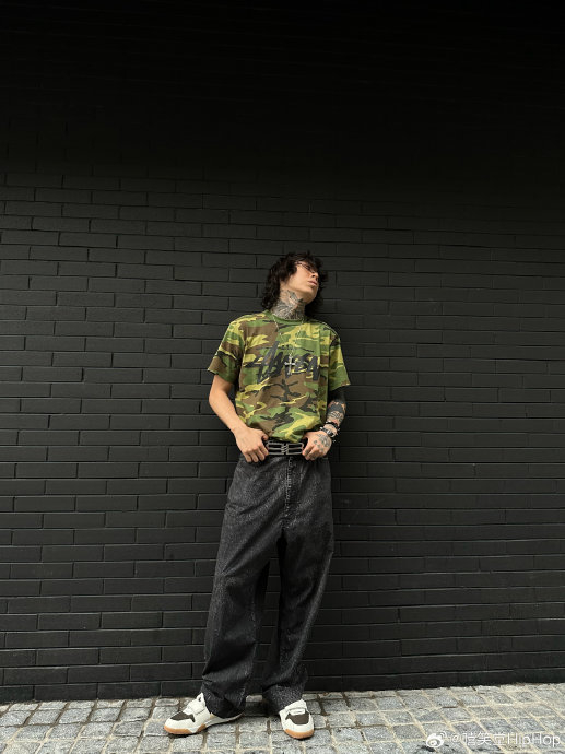 psyp#这个穿搭你给打几分?