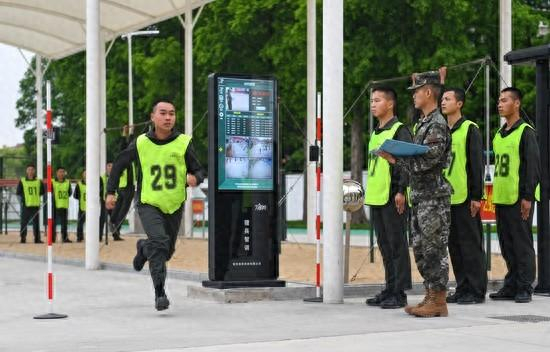 学习标兵 成为标兵|上海市|武警|江苏省_新浪新闻