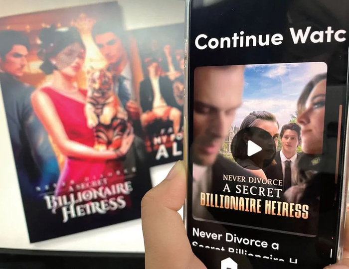 2024年4月22日，欧美爆红短剧《命中注定我的禁忌阿尔法》、《永远不要和秘密的亿万富翁继承人离婚》宣传照海报